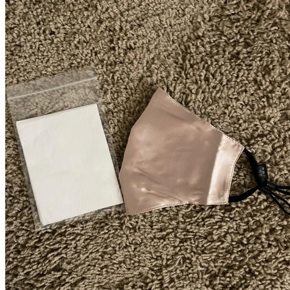 Silk face mask NWT